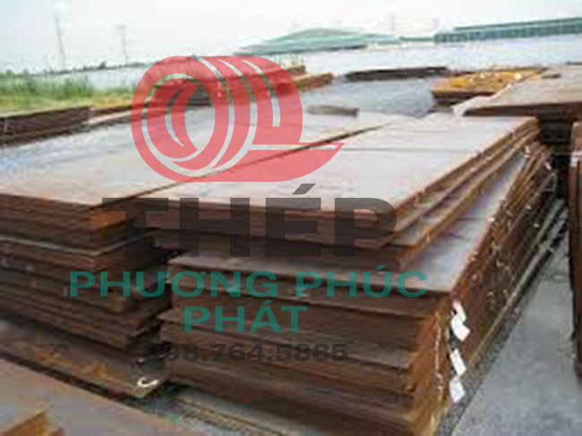 thép nhập khẩu tại kho