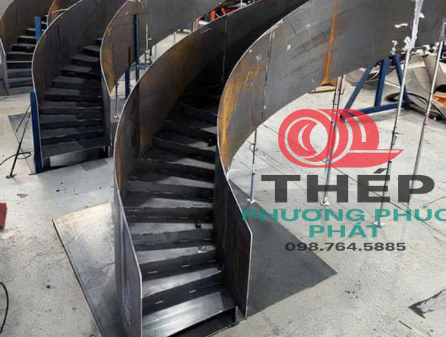 Cầu Thang Thép Tấm tphcm