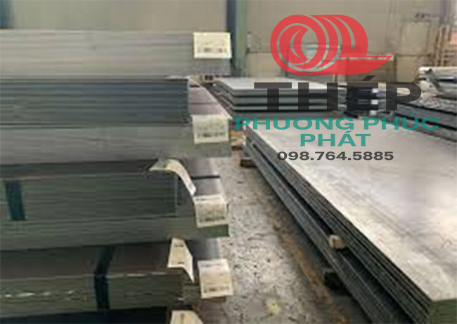 Thép tấm chịu áp lực tại kho