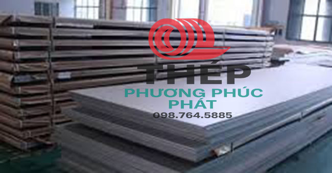 Giá thép hôm nay tại kho