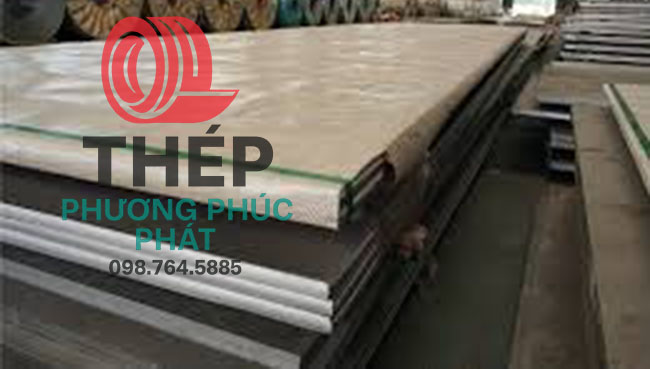 Thép tấm trơn Q235 tại xưởng