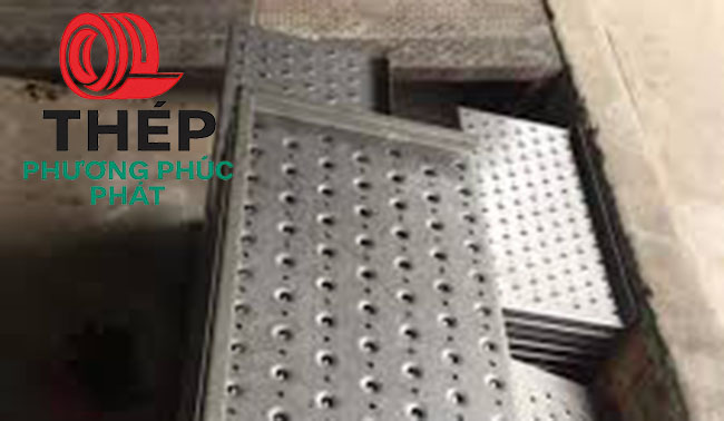 Thép Đục Lỗ Chống Trượt giá rẻ